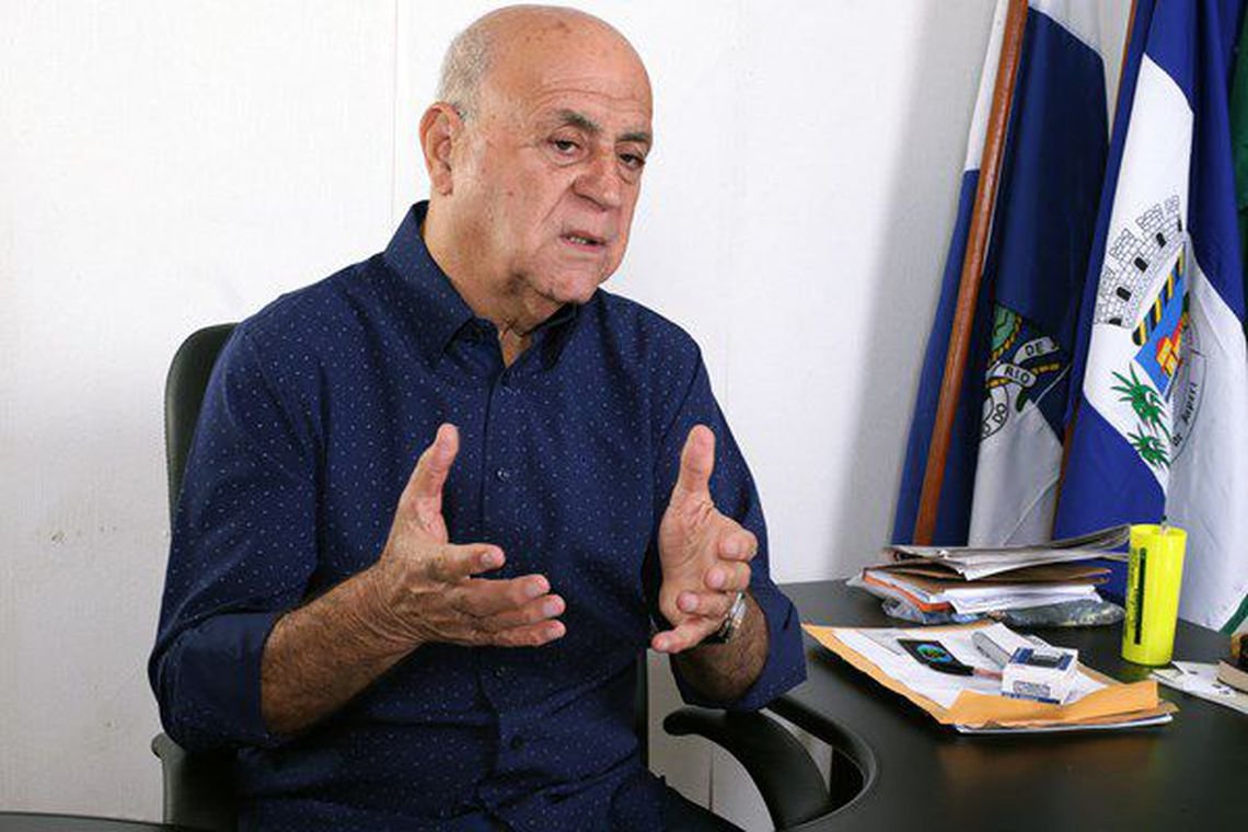 Justiça manda soltar o prefeito de Japeri