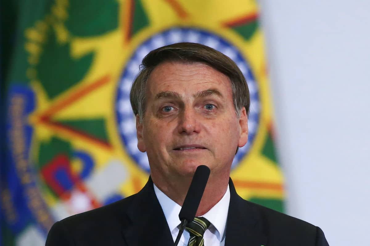 Bolsonaro assina medida provisória que extingue o Dpvat, mas acidentes ocorridos até 31 de dezembro continuam cobertos
