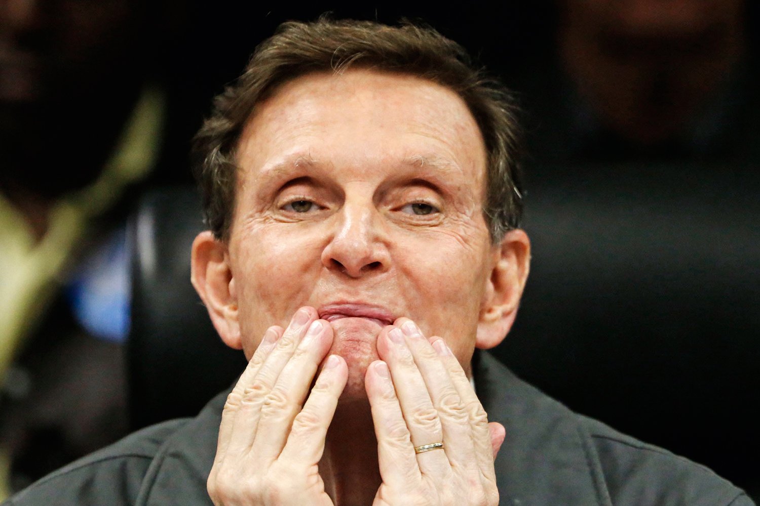 Gestão de Crivella é reprovada por 72% dos cariocas, e o prefeito fica atrás de Paes e Freixo,  aponta pesquisa Datafolha