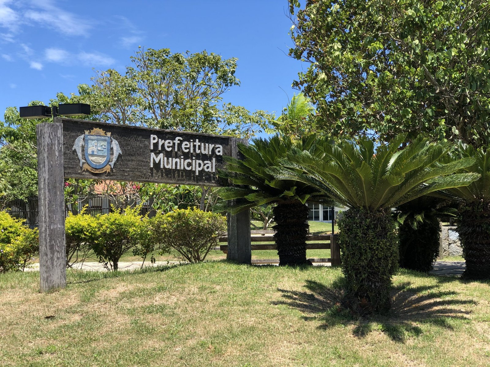 Compra de cestas básicas pela Prefeitura de Búzios vai parar na Justiça