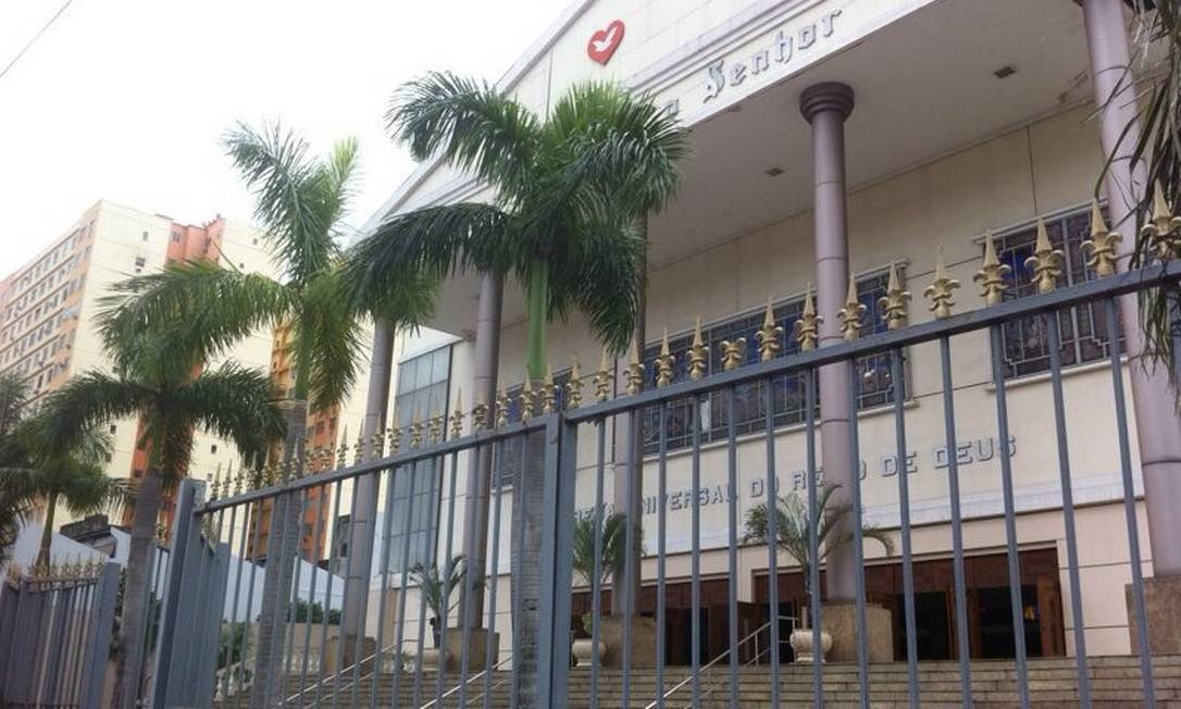 Representantes políticos da Igreja Universal estariam pressionando prefeitos da Baixada para a liberação dos cultos presenciais