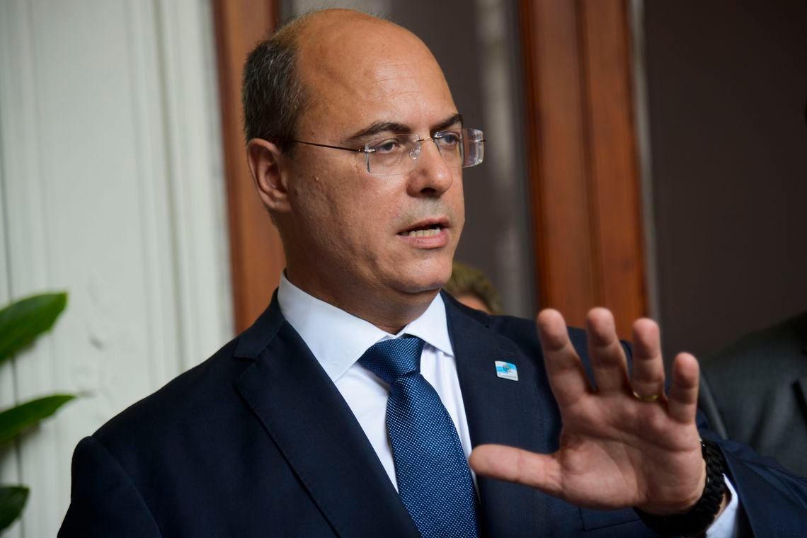 Witzel pode entregar os anéis para não perder os dedos