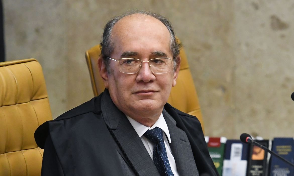 Gilmar Mendes aponta “telhado de vidro” de quem critica monocráticas