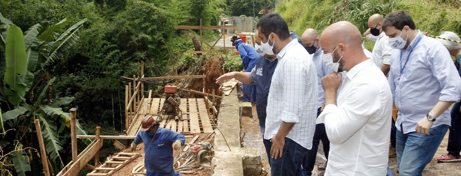 Estado vai fazer investimento de R$ 135 milhões em obras de contenção, disse o governador em vista à Teresópolis