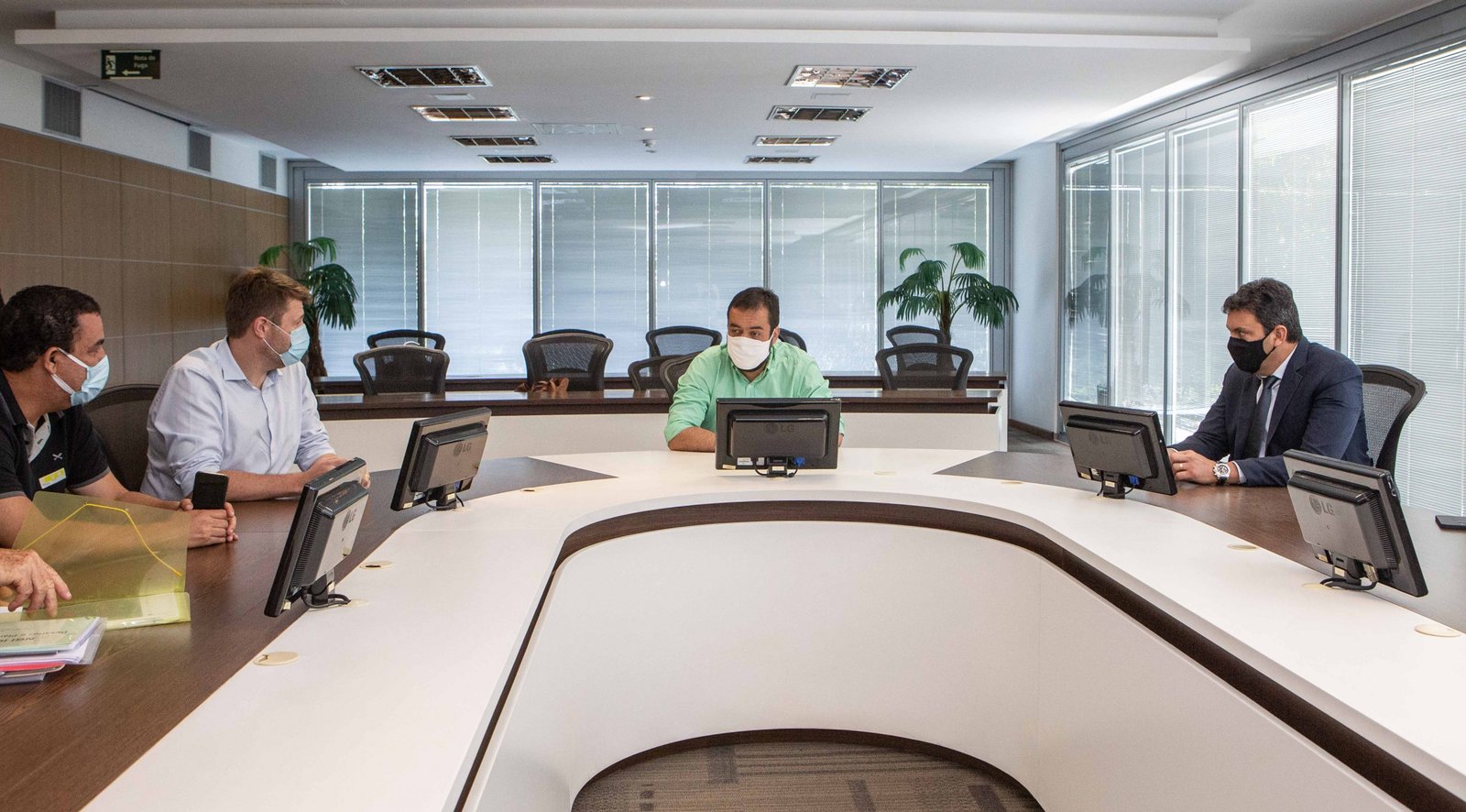 Voos para cidades da Costa Verde e Região dos Lagos serão mantidos