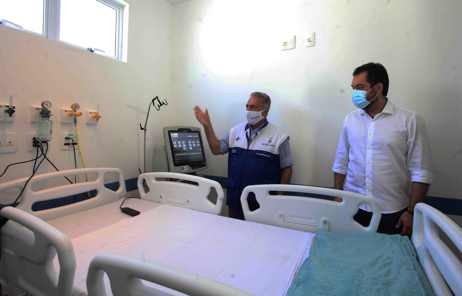 Governo inaugura hospital na Baixada Fluminense para tratamento de pacientes com Covid-19