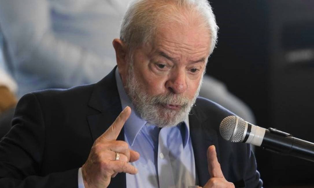 Datafolha mostra Lula liderando a corrida eleitoral de 2022: O petista aparece com 55% contra 32% de Bolsonaro no 2º turno e 18 de diferença no primeiro