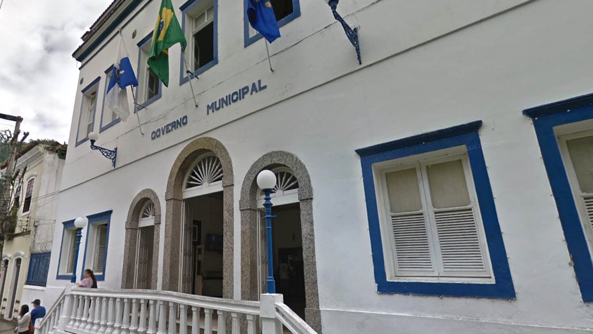 Em Itatiaia bem público é confundido com particular e governo só toma providência depois que o Ministério Público parte para dentro