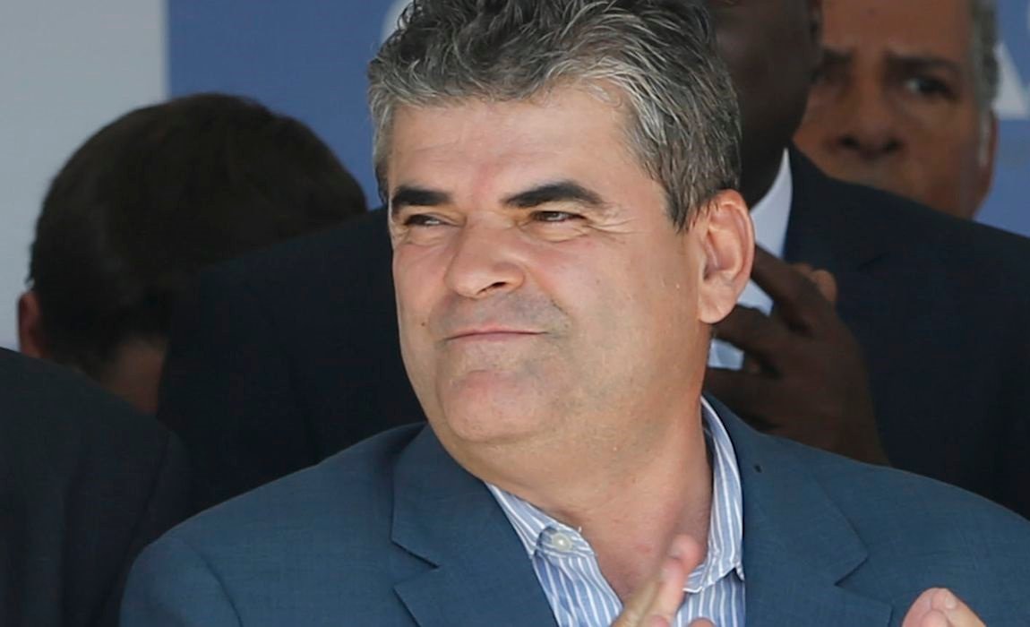 Inelegível, prefeito de Caxias vai ter que adiar o sonho de ser senador