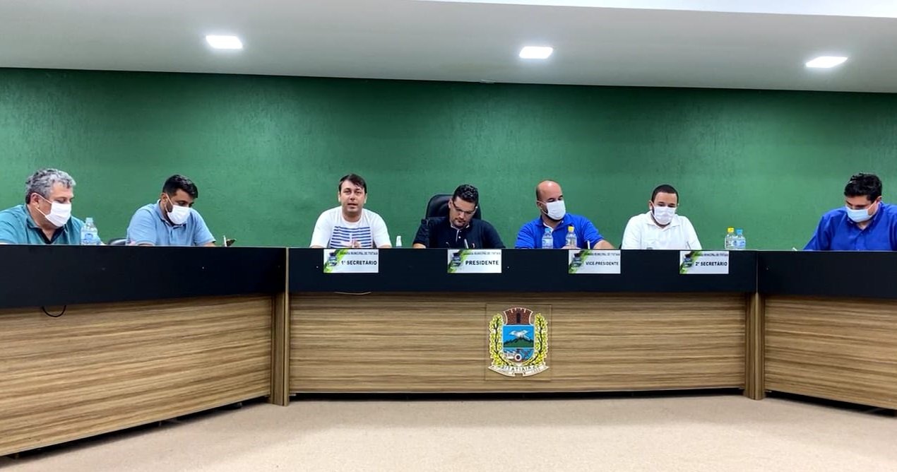 Política na base do grito em Itatiaia: Na busca pela caneta de ouro, ‘tribunal de exceção’ causa instabilidade na Câmara e próximo interino poderá ser decidido pela Justiça