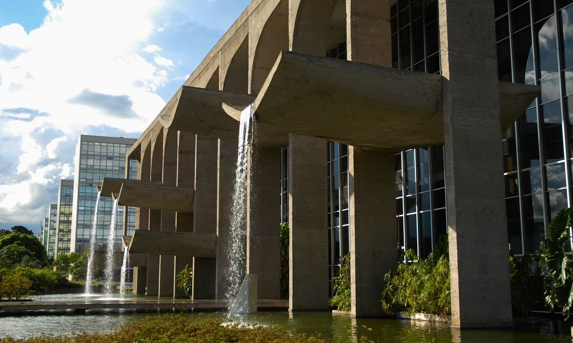 Ministério da Justiça arrecadou este ano mais de R$ 100 milhões com leilões de bens apreendidos