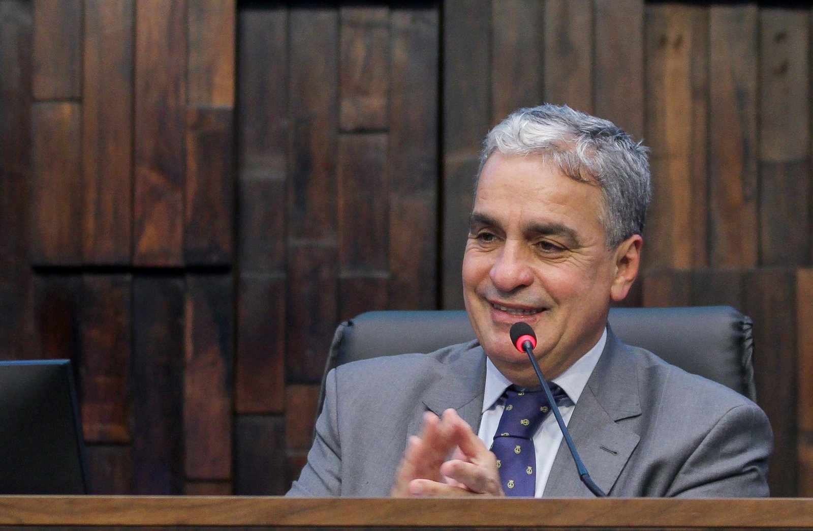 Alerj obtém na Justiça liminar para barrar aumento do gás natural