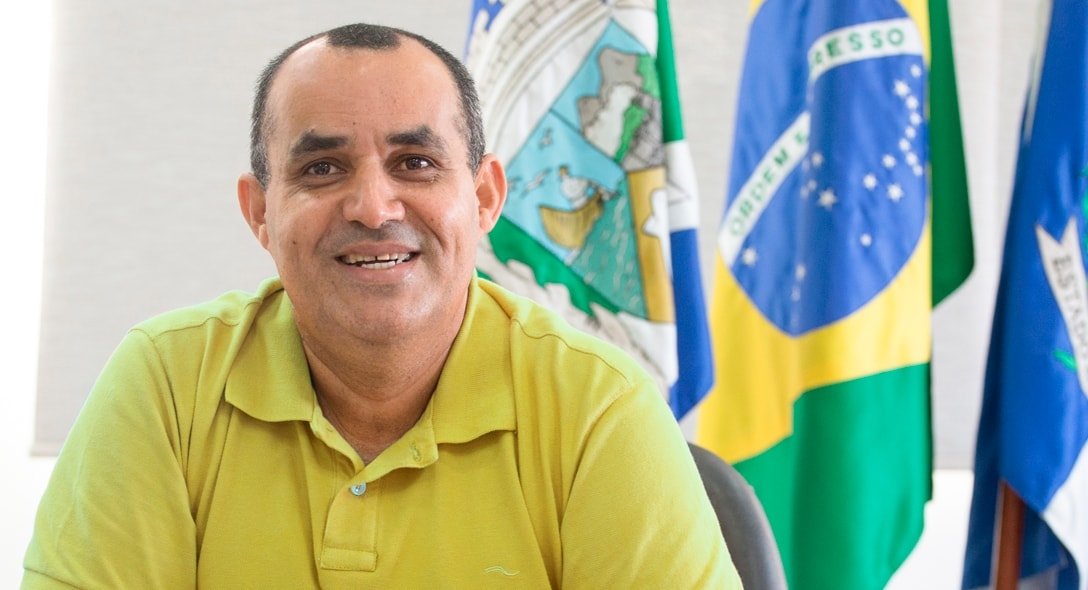 Rio das Ostras: Contratos emergenciais com empresa de lixo declarada inidônea pelo Tribunal de Contas somam mais de R$ 37 milhões