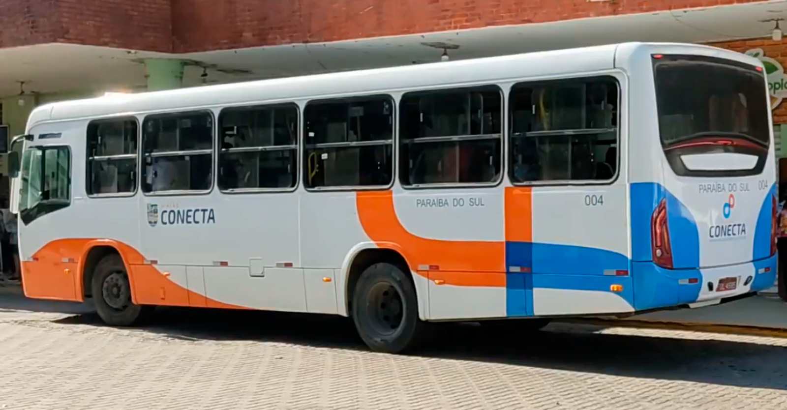 Paraíba do Sul: Em crise gerada pelo congelamento da tarifa imposto pela Prefeitura, empresa terá de demitir a metade dos funcionários