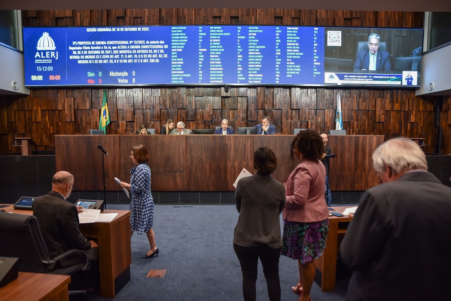 Projeto orçamentário de 2023 e revisão do plano plurianual em tramitação recebem mais de quatro mil emendas