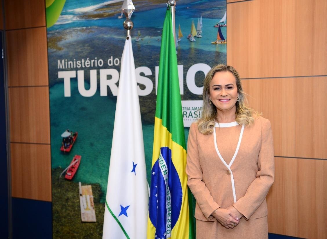 Ministra do Turismo destaca que trabalhará pelas mulheres com foco na geração de emprego e renda