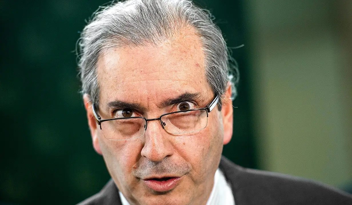 Desembargador derruba decisão de juiz que mandou apreender carros do ex-deputado Eduardo Cunha