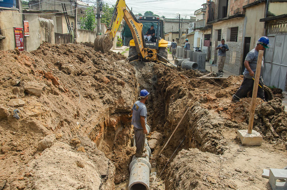 Japeri: Obras de drenagem no bairro Alecrim chegam a 70% 