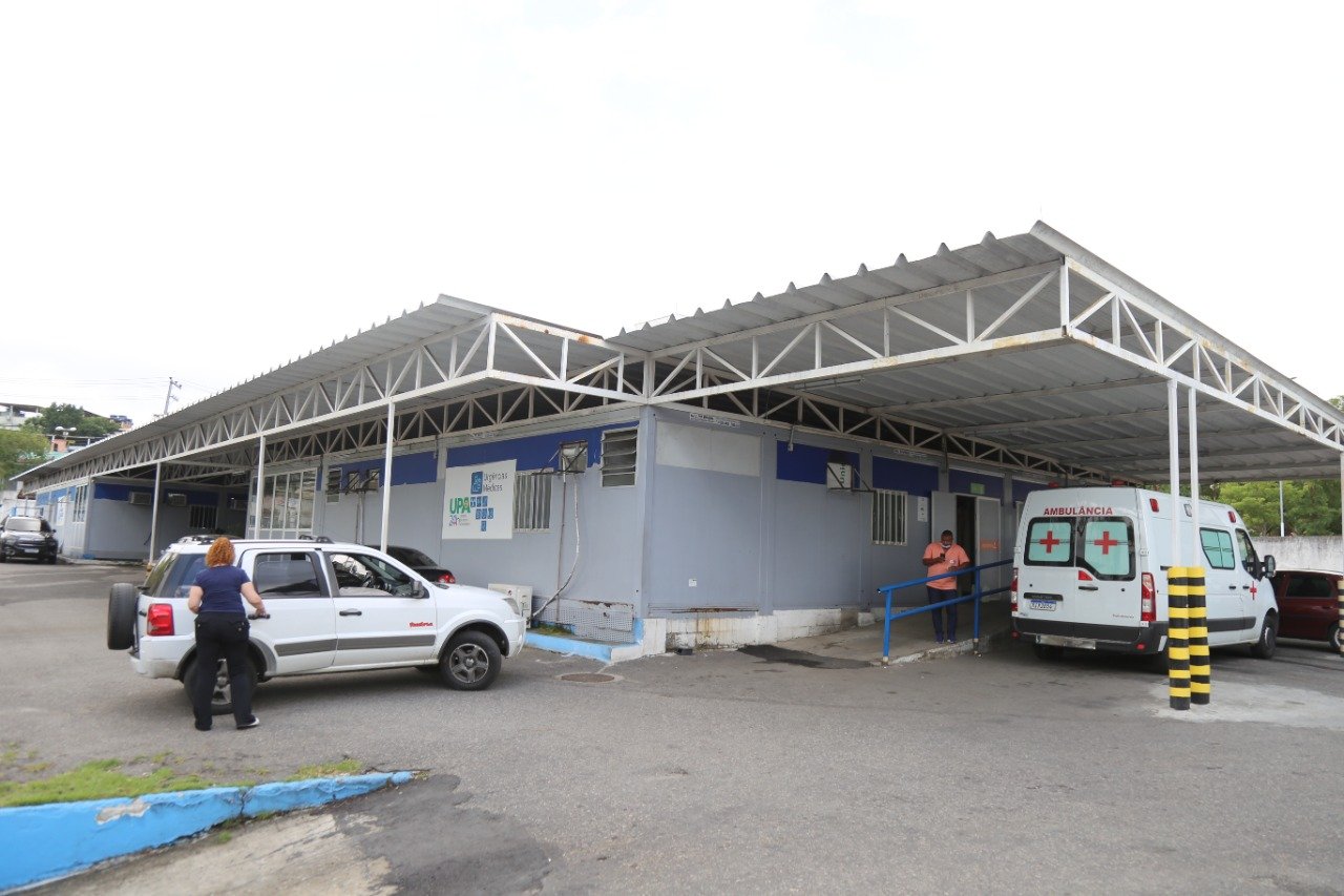 Funcionários de UPAs municipalizadas de Caxias reclamam de salários atrasados, mas Prefeitura ignora os protestos