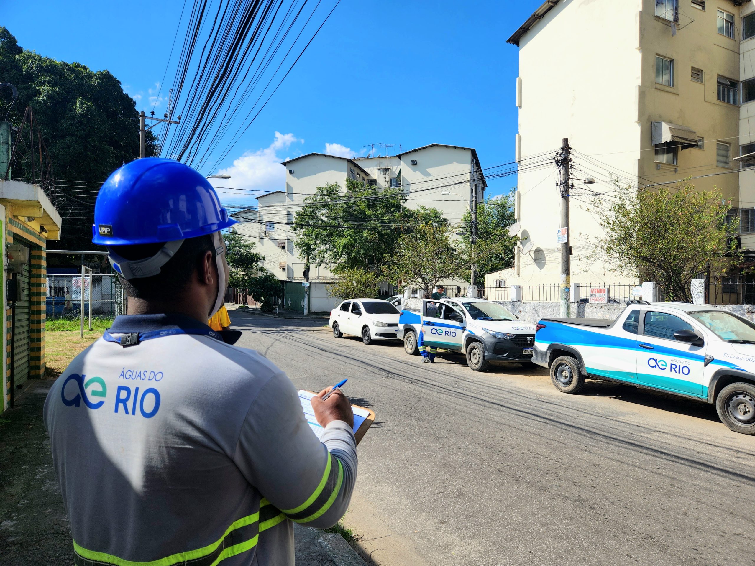 Concessionária Águas do Rio regulariza débitos de clientes de conjunto habitacional de Nova Iguaçu