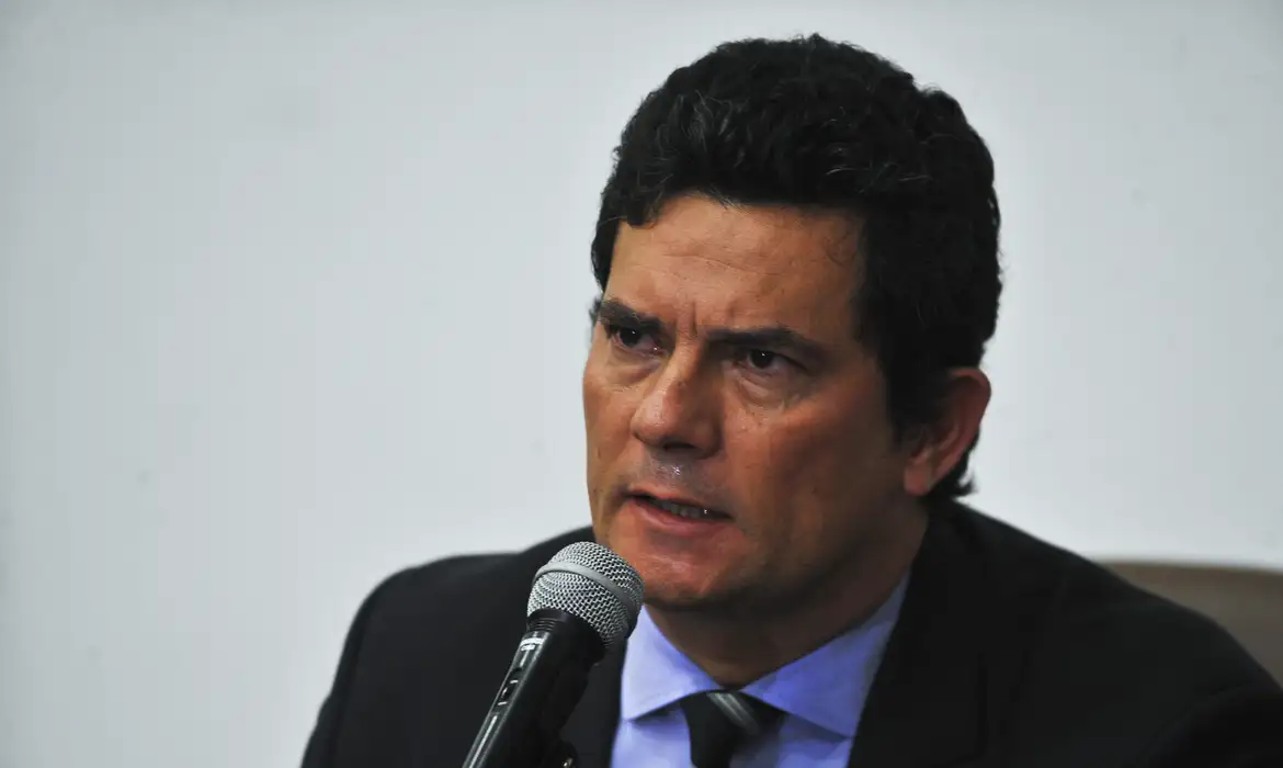 MP pede cassação de Moro por abuso de poder econômico
